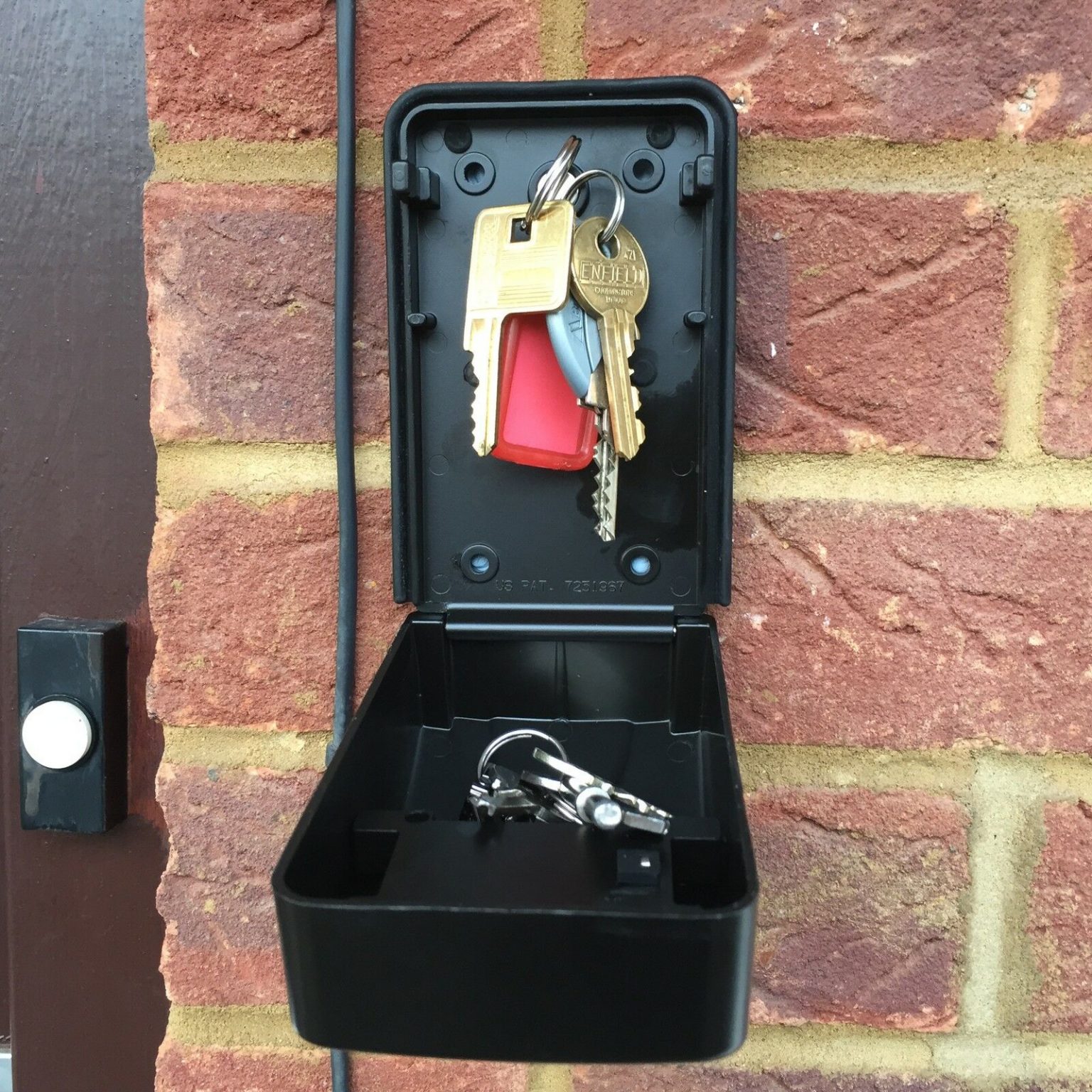 Federal Outdoor High Security Home Wall Mounted Combination Key Safe ...